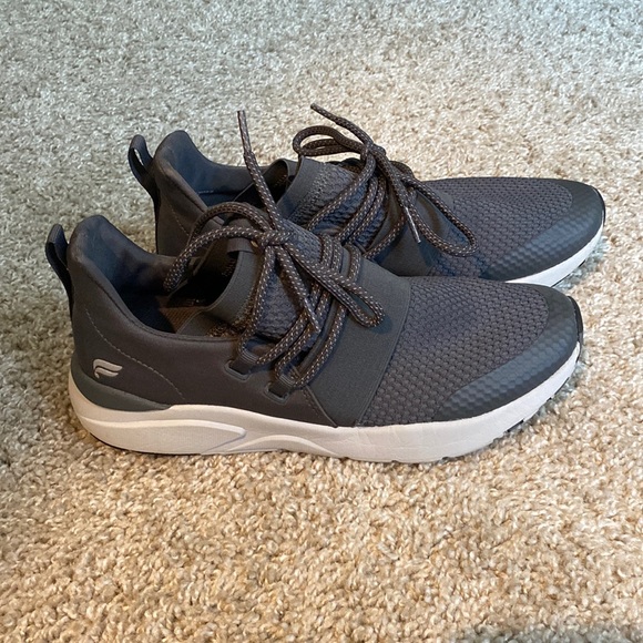 Fabletics shoes - Picture 1 of 3